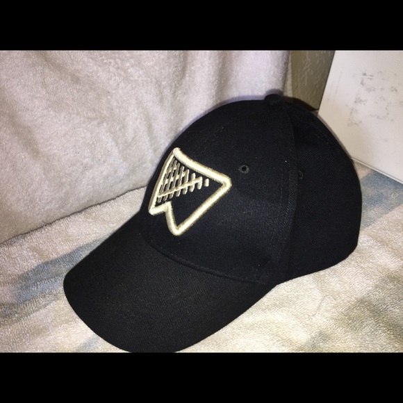 Hat - Picture 2 of 2